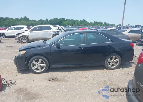2012 Toyota Camry Se z USA, uszkodzony, nr VIN 4T1BF1FK2CU577448